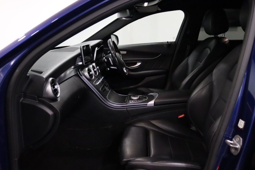 MERCEDES-BENZ C CLASS 2.1 C300dh AMG Line 2018