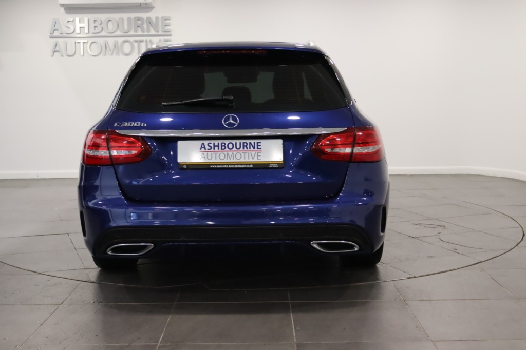 MERCEDES-BENZ C CLASS 2.1 C300dh AMG Line 2018