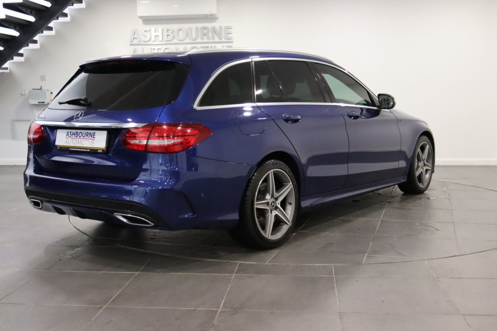 MERCEDES-BENZ C CLASS 2.1 C300dh AMG Line 2018