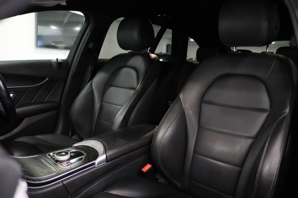 MERCEDES-BENZ C CLASS 2.1 C300dh AMG Line 2018