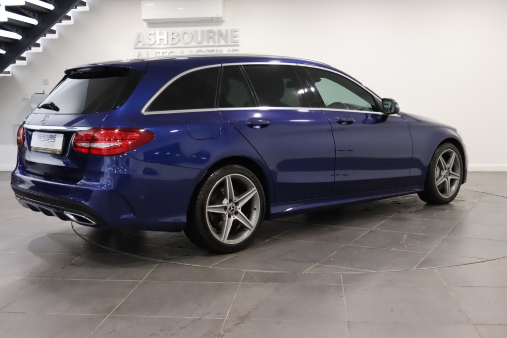 MERCEDES-BENZ C CLASS 2.1 C300dh AMG Line 2018