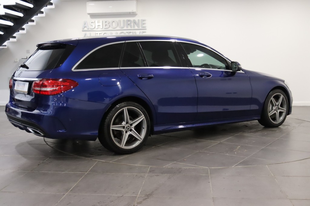 MERCEDES-BENZ C CLASS 2.1 C300dh AMG Line 2018