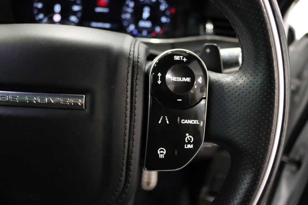 LAND ROVER RANGE ROVER EVOQUE 2.0 P200 MHEV R-Dynamic HSE 2019