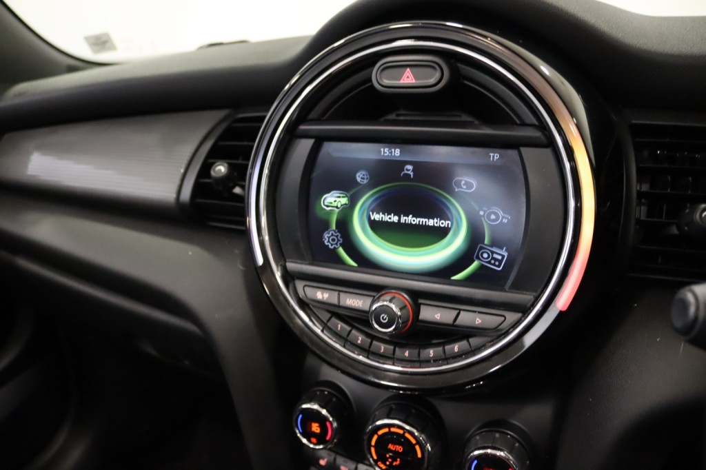 MINI CONVERTIBLE 1.5 Cooper Convertible 2017