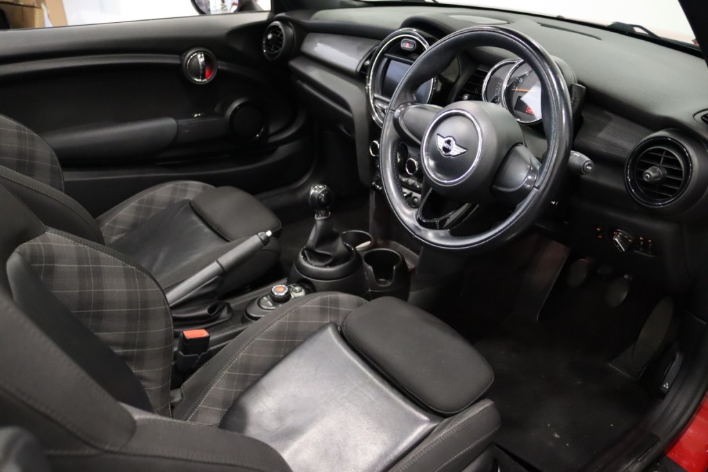 MINI CONVERTIBLE 1.5 Cooper Convertible 2017