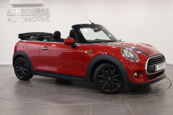 View MINI CONVERTIBLE 1.5 Cooper Convertible