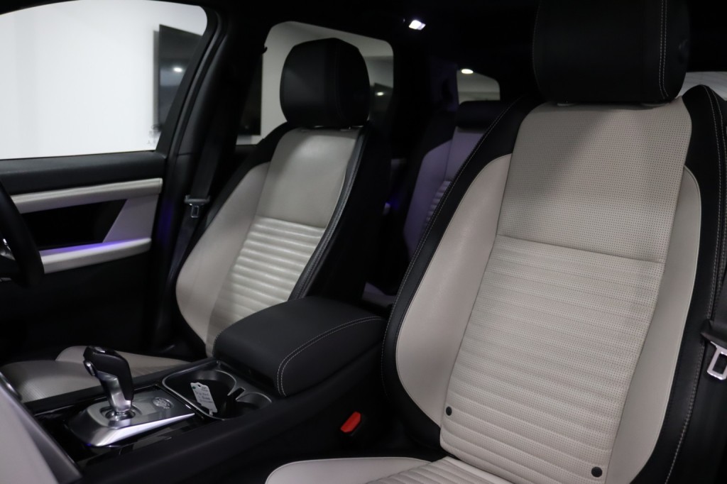 LAND ROVER DISCOVERY SPORT 2.0 D180 MHEV R-Dynamic S 2020