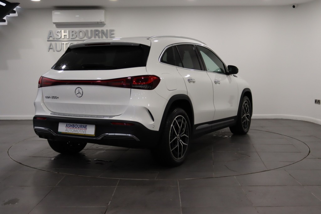 MERCEDES-BENZ EQA EQA 250+ 70.5kWh AMG Line 2022