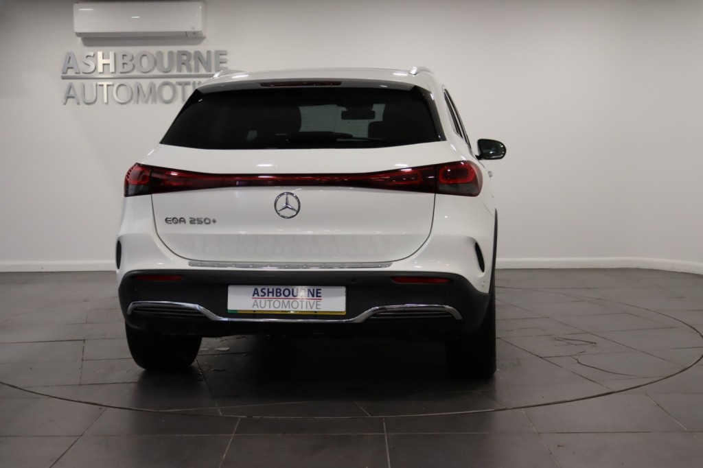 MERCEDES-BENZ EQA EQA 250+ 70.5kWh AMG Line 2022