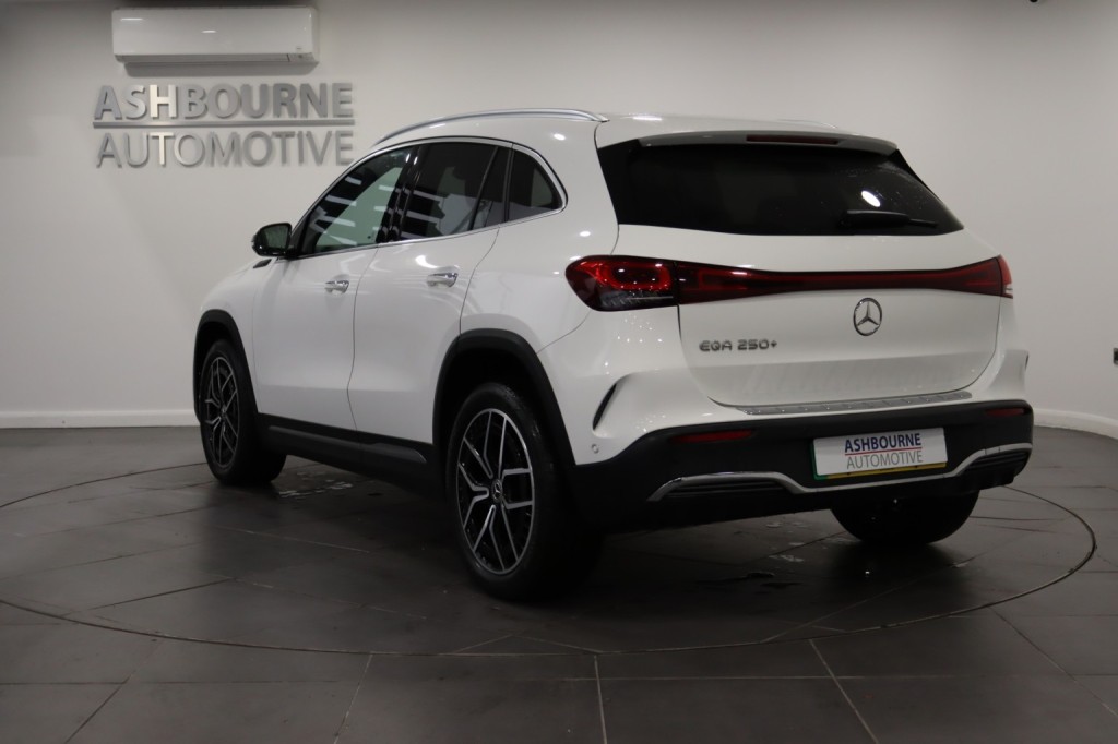 MERCEDES-BENZ EQA EQA 250+ 70.5kWh AMG Line 2022