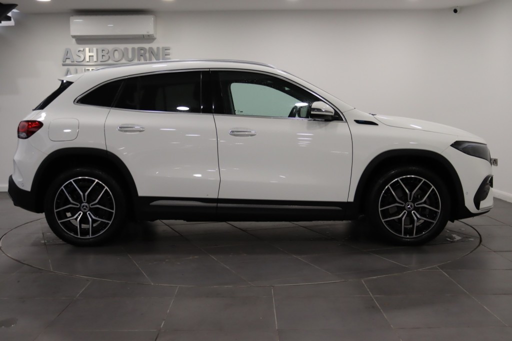 MERCEDES-BENZ EQA EQA 250+ 70.5kWh AMG Line 2022