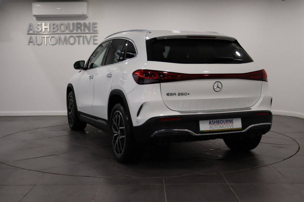 MERCEDES-BENZ EQA EQA 250+ 70.5kWh AMG Line 2022