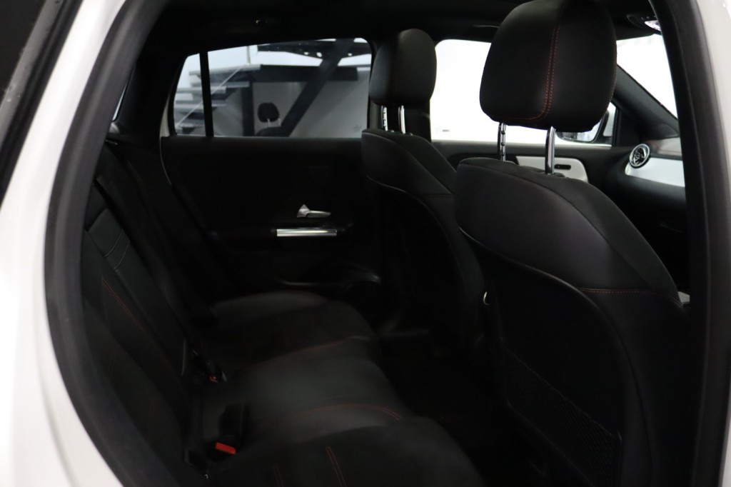 MERCEDES-BENZ EQA EQA 250+ 70.5kWh AMG Line 2022