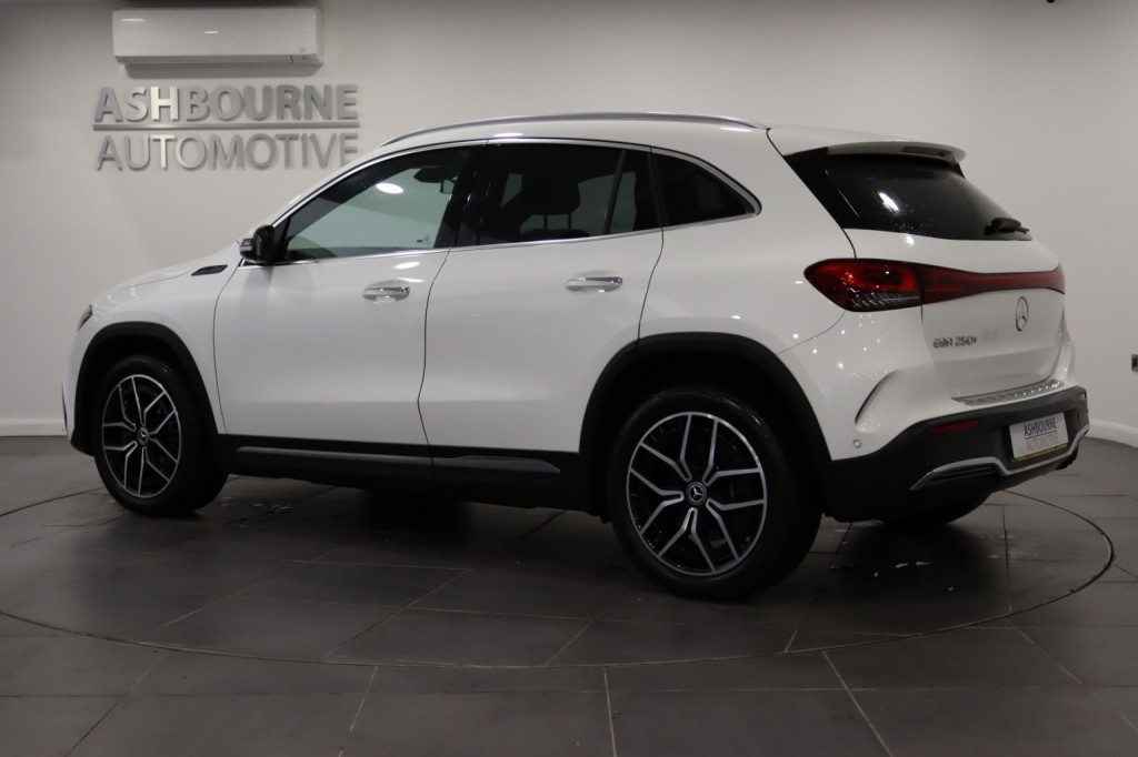 MERCEDES-BENZ EQA EQA 250+ 70.5kWh AMG Line 2022