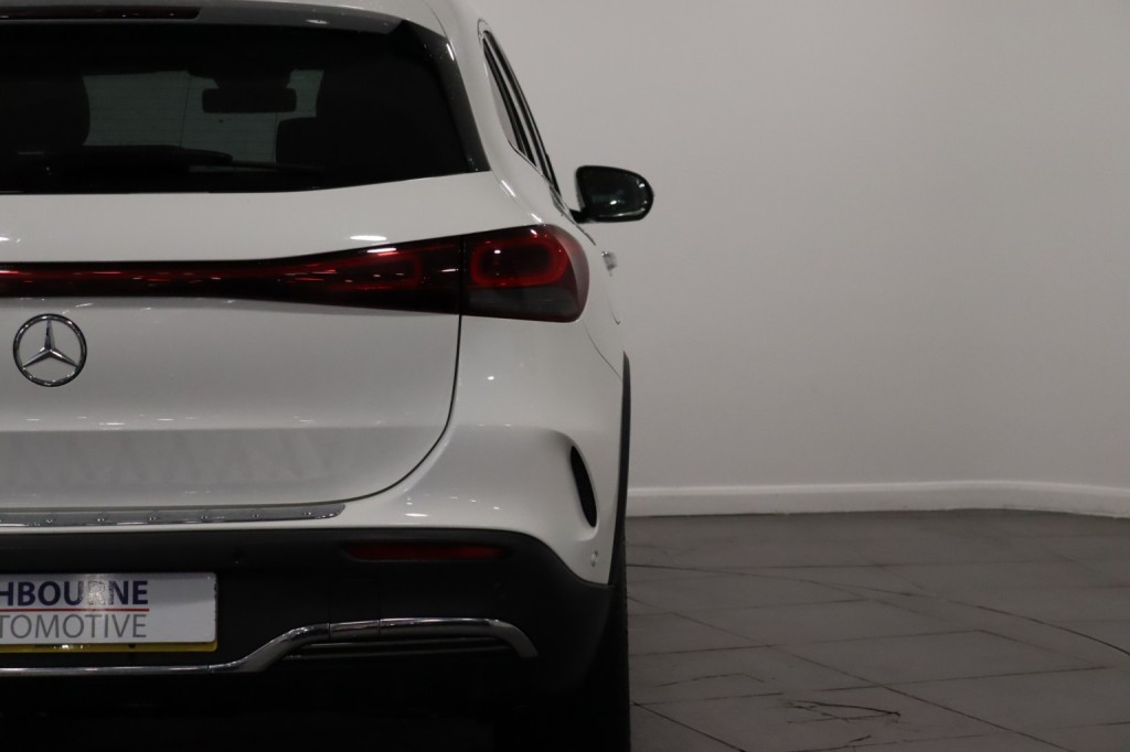 MERCEDES-BENZ EQA EQA 250+ 70.5kWh AMG Line 2022