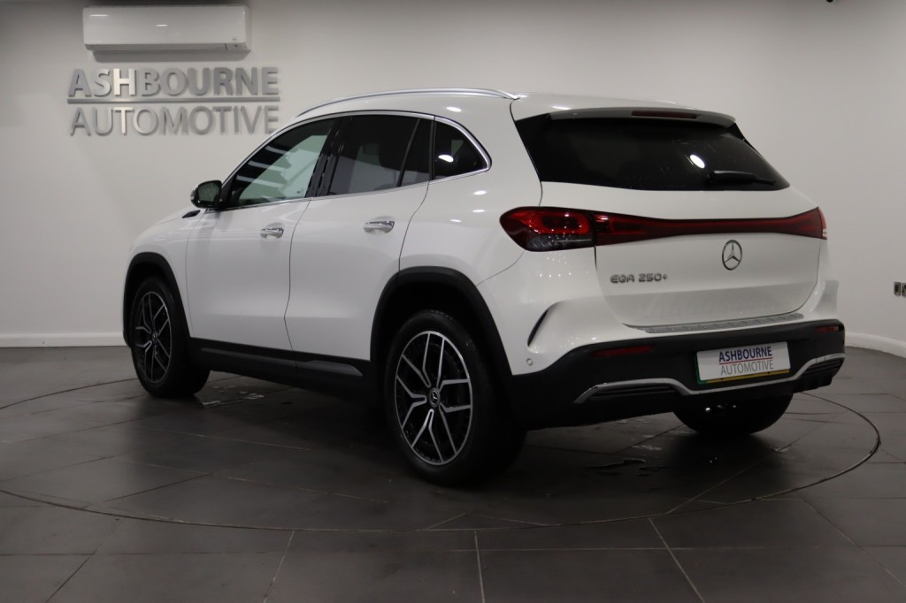 MERCEDES-BENZ EQA EQA 250+ 70.5kWh AMG Line 2022