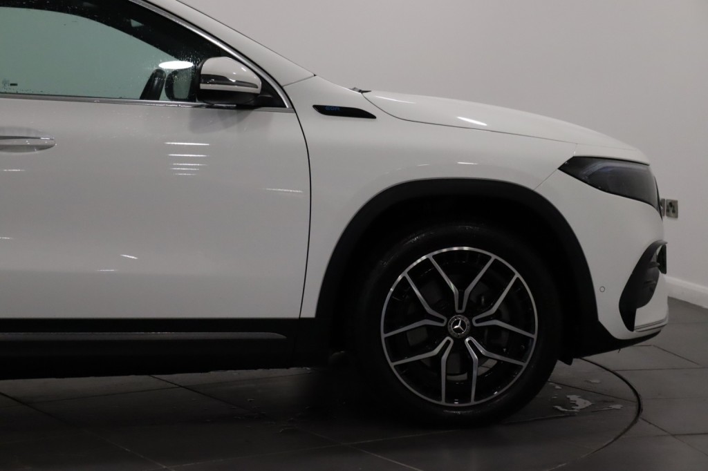 MERCEDES-BENZ EQA EQA 250+ 70.5kWh AMG Line 2022