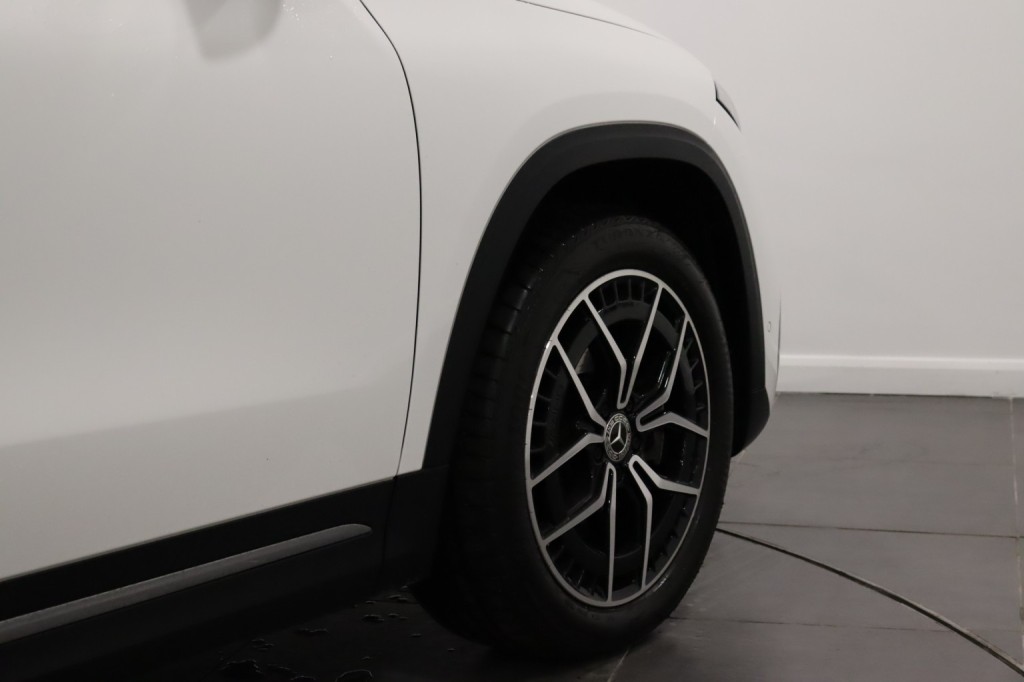 MERCEDES-BENZ EQA EQA 250+ 70.5kWh AMG Line 2022