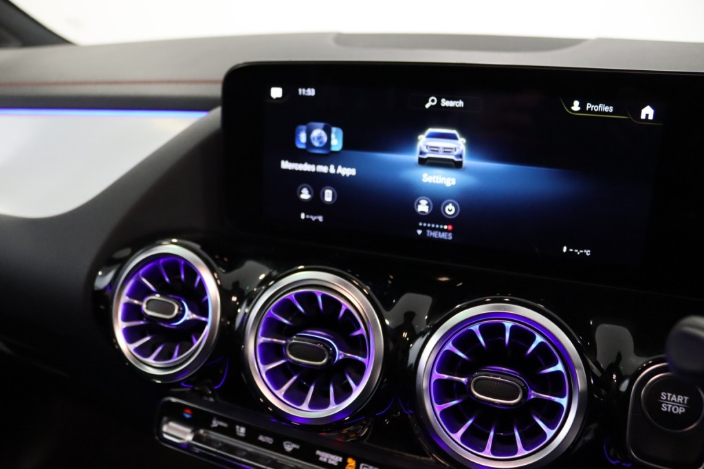 MERCEDES-BENZ EQA EQA 250+ 70.5kWh AMG Line 2022