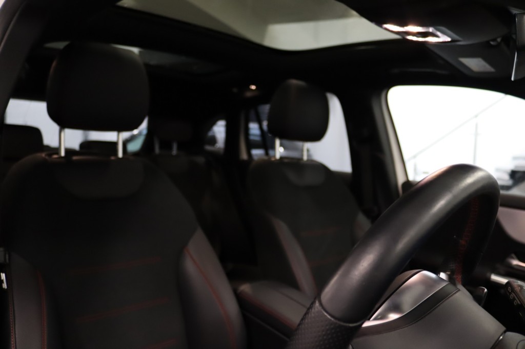 MERCEDES-BENZ EQA EQA 250+ 70.5kWh AMG Line 2022