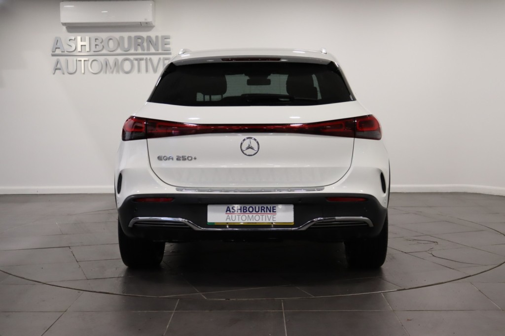 MERCEDES-BENZ EQA EQA 250+ 70.5kWh AMG Line 2022