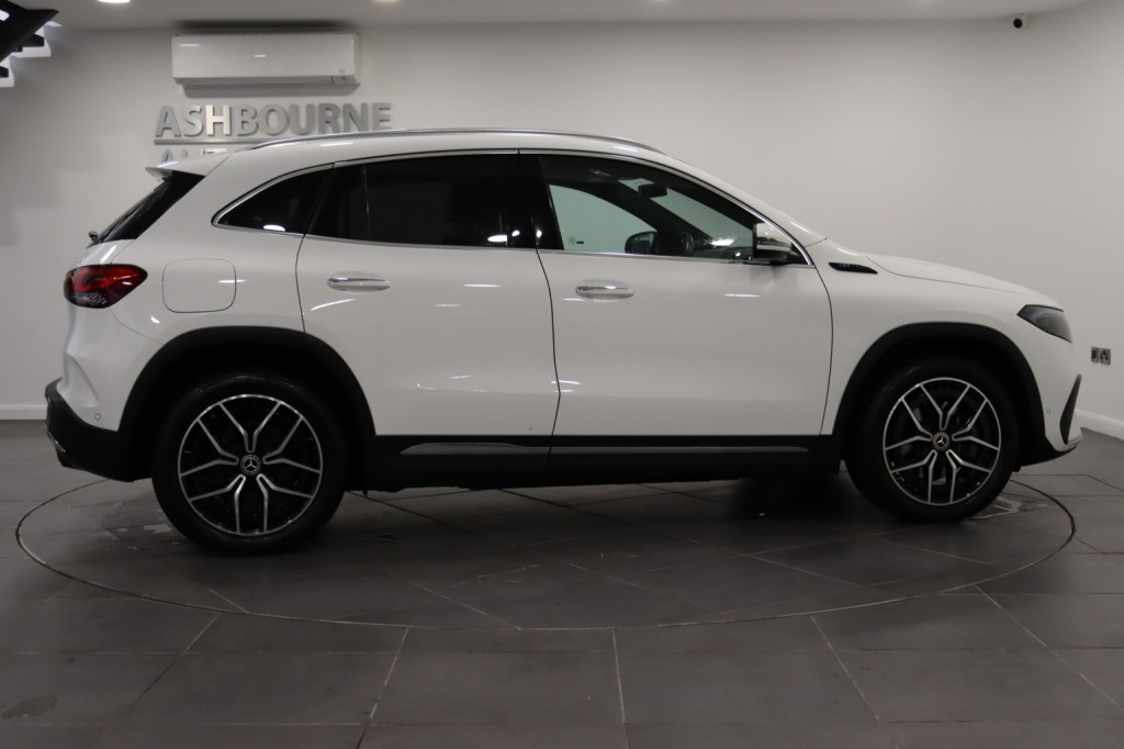 MERCEDES-BENZ EQA EQA 250+ 70.5kWh AMG Line 2022