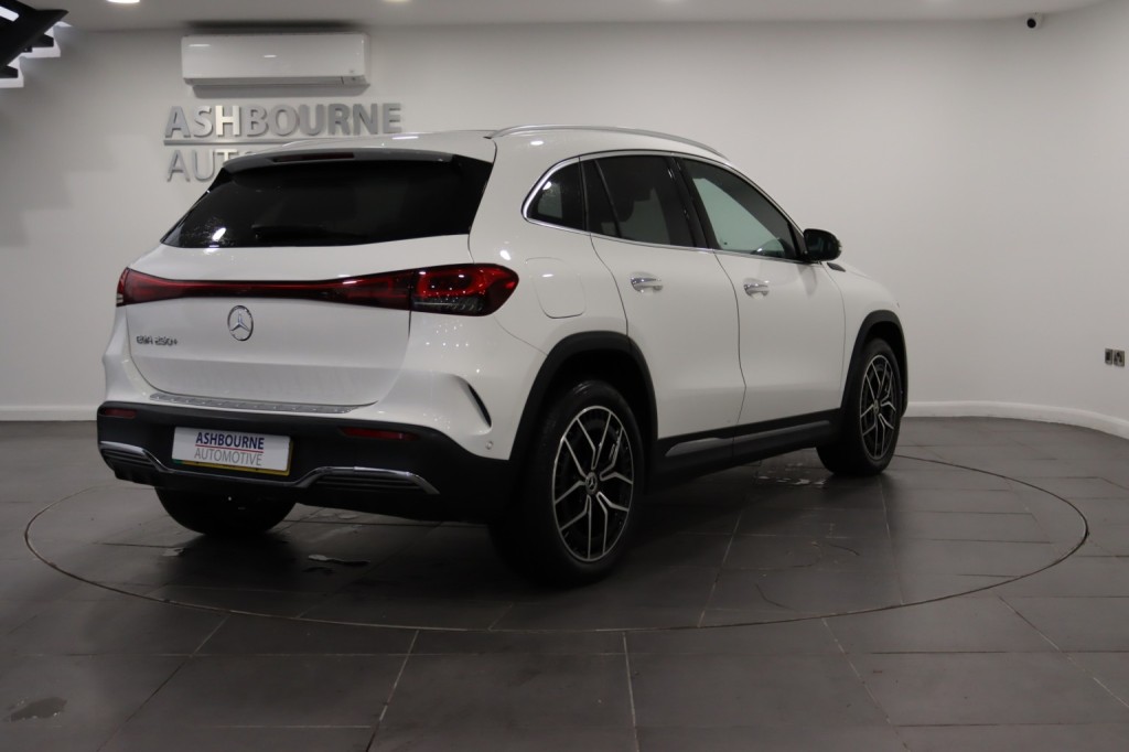 MERCEDES-BENZ EQA EQA 250+ 70.5kWh AMG Line 2022