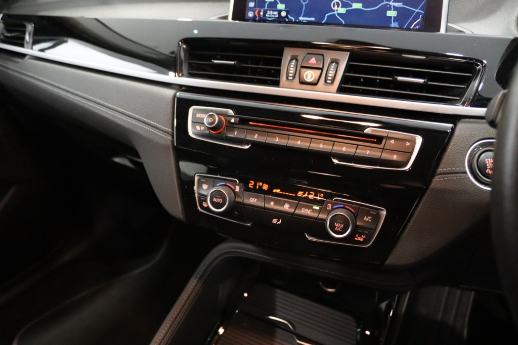 BMW X2 2.0 X2 sDrive20i Sport 2020