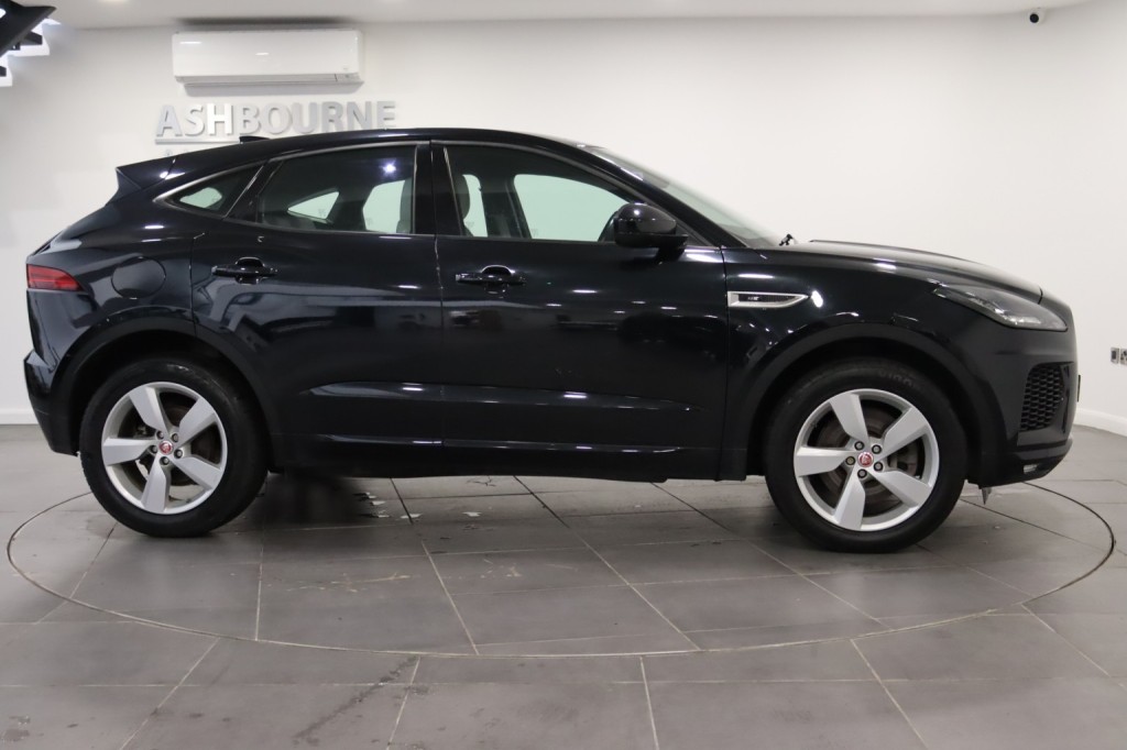 JAGUAR E-PACE 2.0 D240 R-Dynamic SE 2019