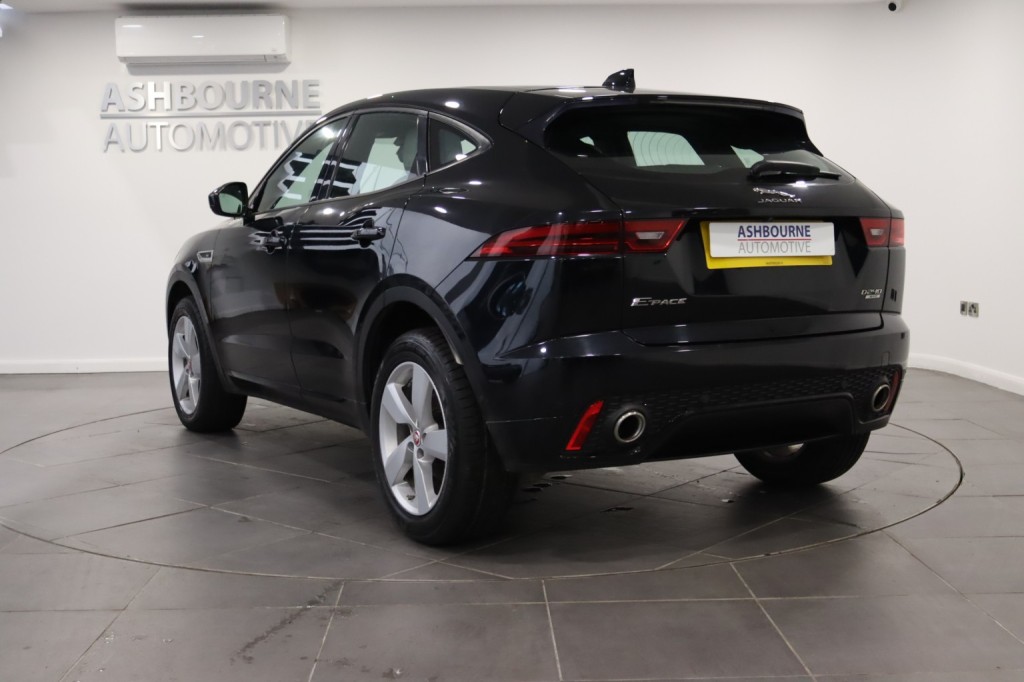 JAGUAR E-PACE 2.0 D240 R-Dynamic SE 2019