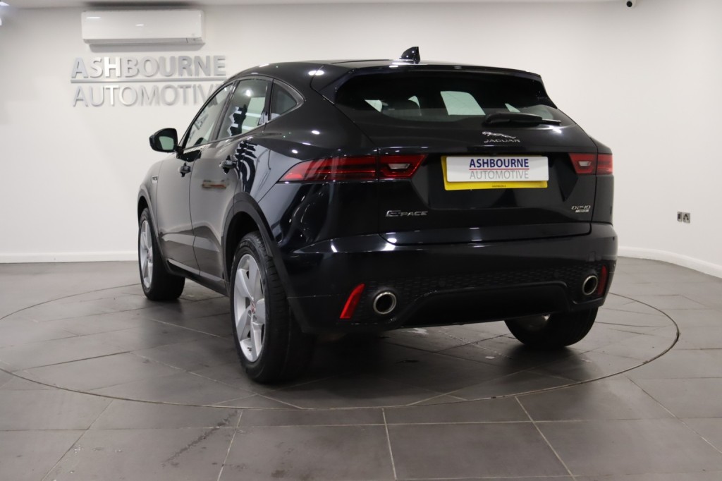 JAGUAR E-PACE 2.0 D240 R-Dynamic SE 2019