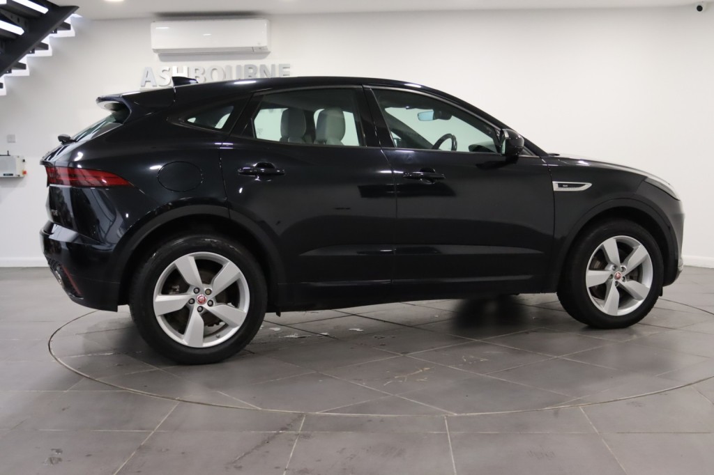 JAGUAR E-PACE 2.0 D240 R-Dynamic SE 2019