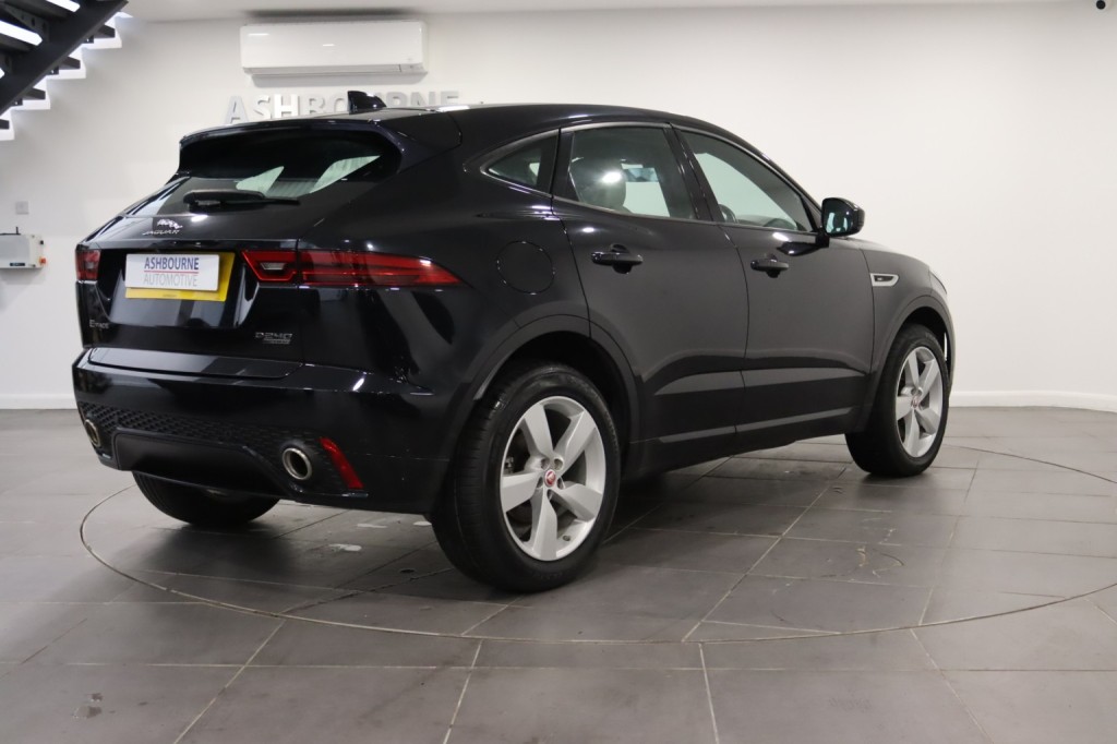 JAGUAR E-PACE 2.0 D240 R-Dynamic SE 2019