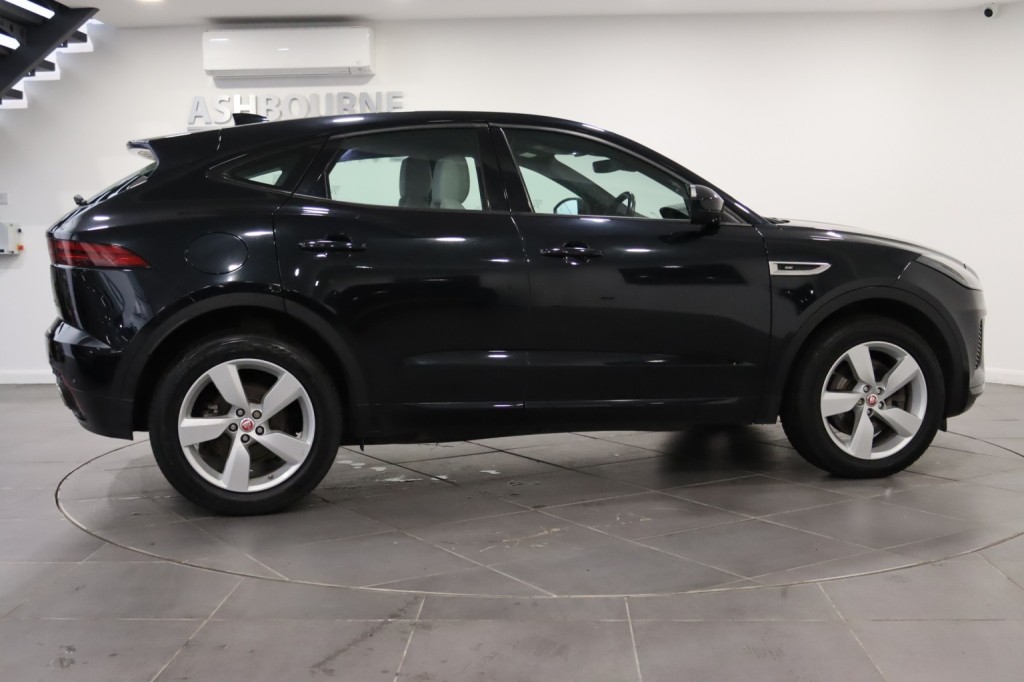 JAGUAR E-PACE 2.0 D240 R-Dynamic SE 2019
