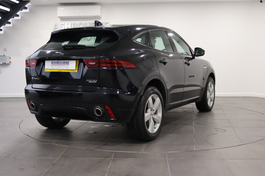 JAGUAR E-PACE 2.0 D240 R-Dynamic SE 2019