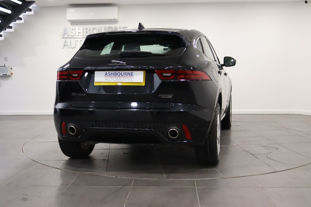 JAGUAR E-PACE 2.0 D240 R-Dynamic SE 2019