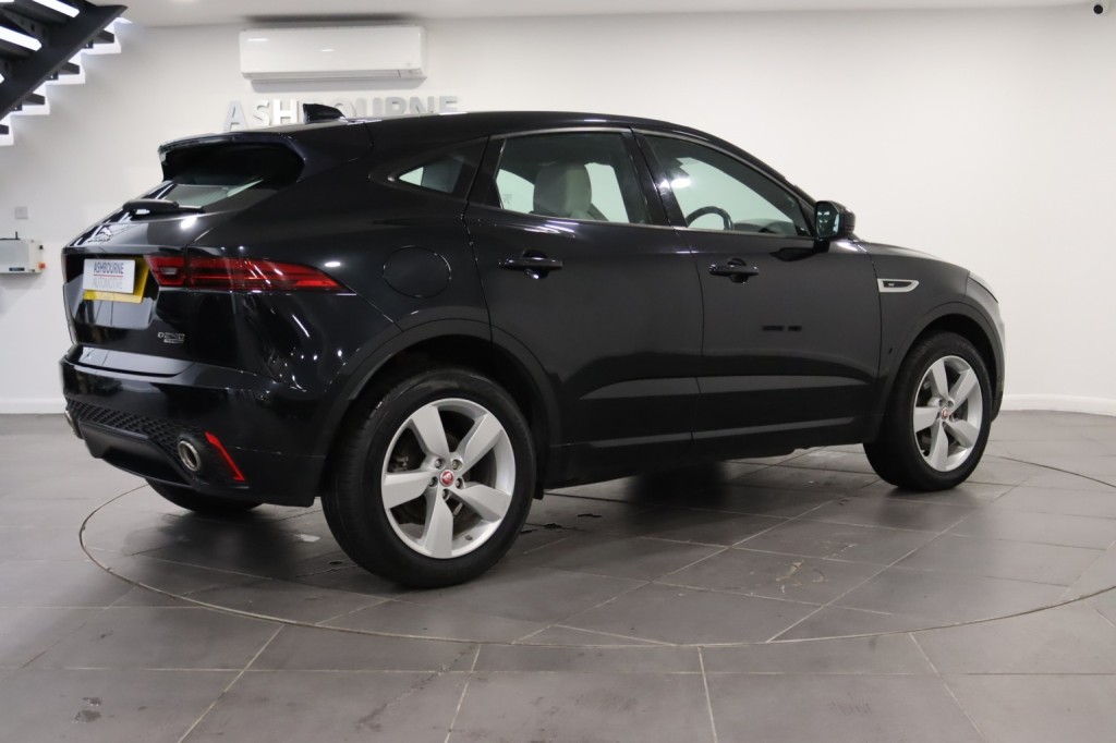 JAGUAR E-PACE 2.0 D240 R-Dynamic SE 2019