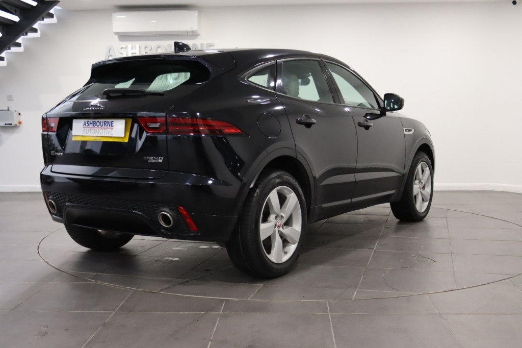 JAGUAR E-PACE 2.0 D240 R-Dynamic SE 2019
