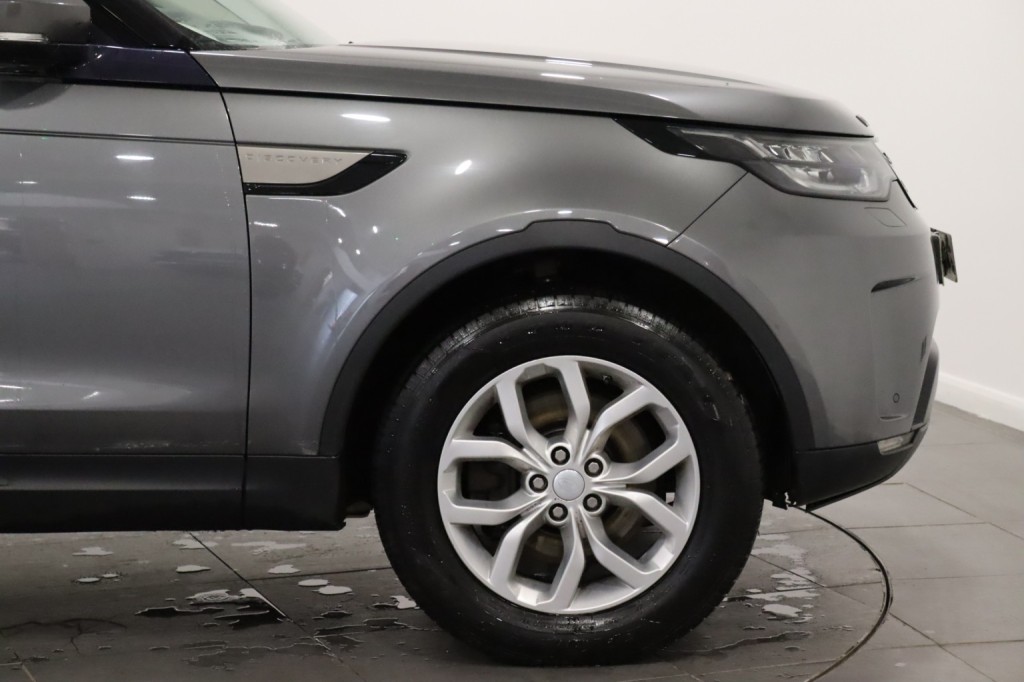 LAND ROVER DISCOVERY 3.0 TD V6 SE 2017