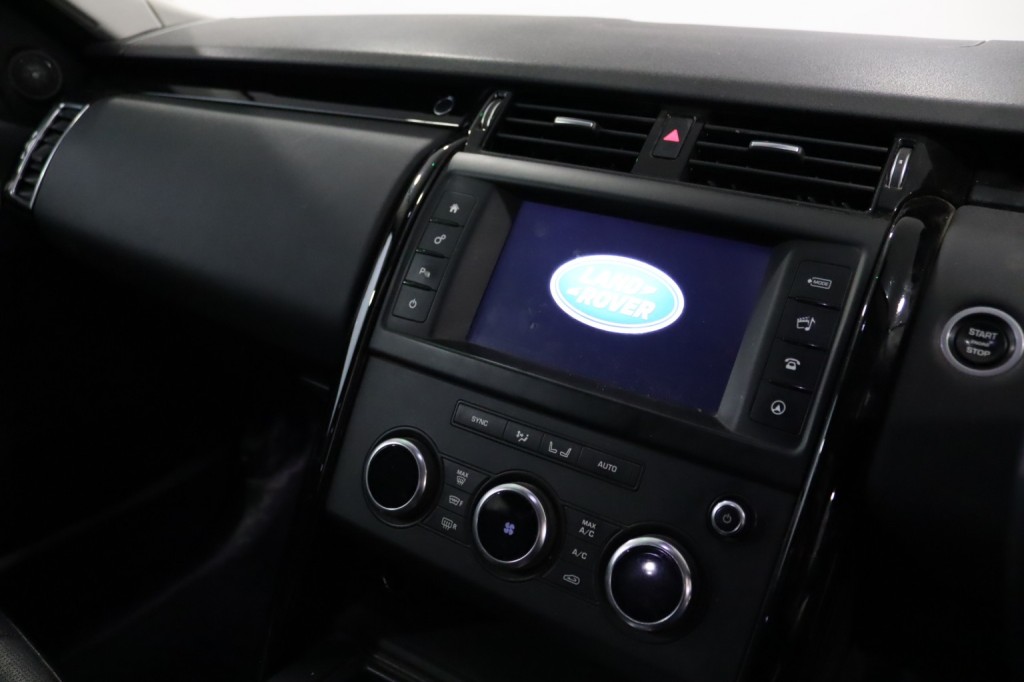 LAND ROVER DISCOVERY 3.0 TD V6 SE 2017