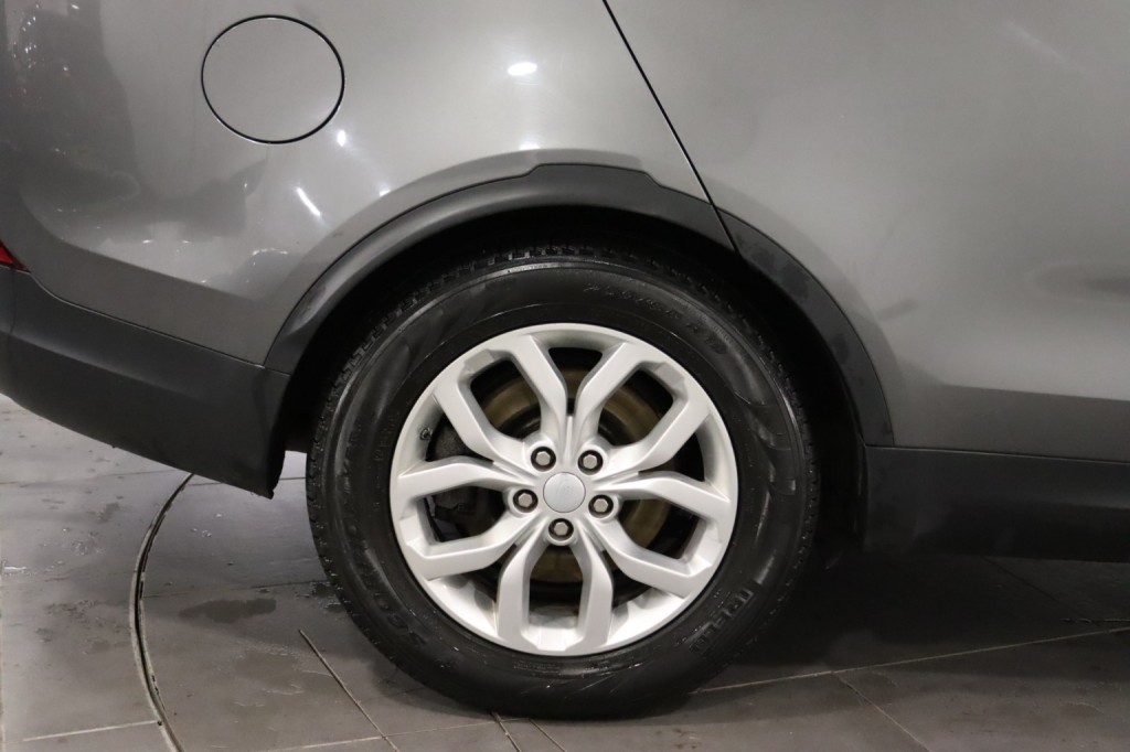 LAND ROVER DISCOVERY 3.0 TD V6 SE 2017