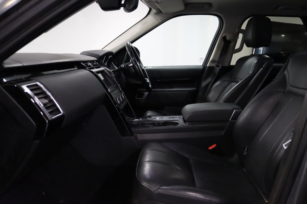 LAND ROVER DISCOVERY 3.0 TD V6 SE 2017