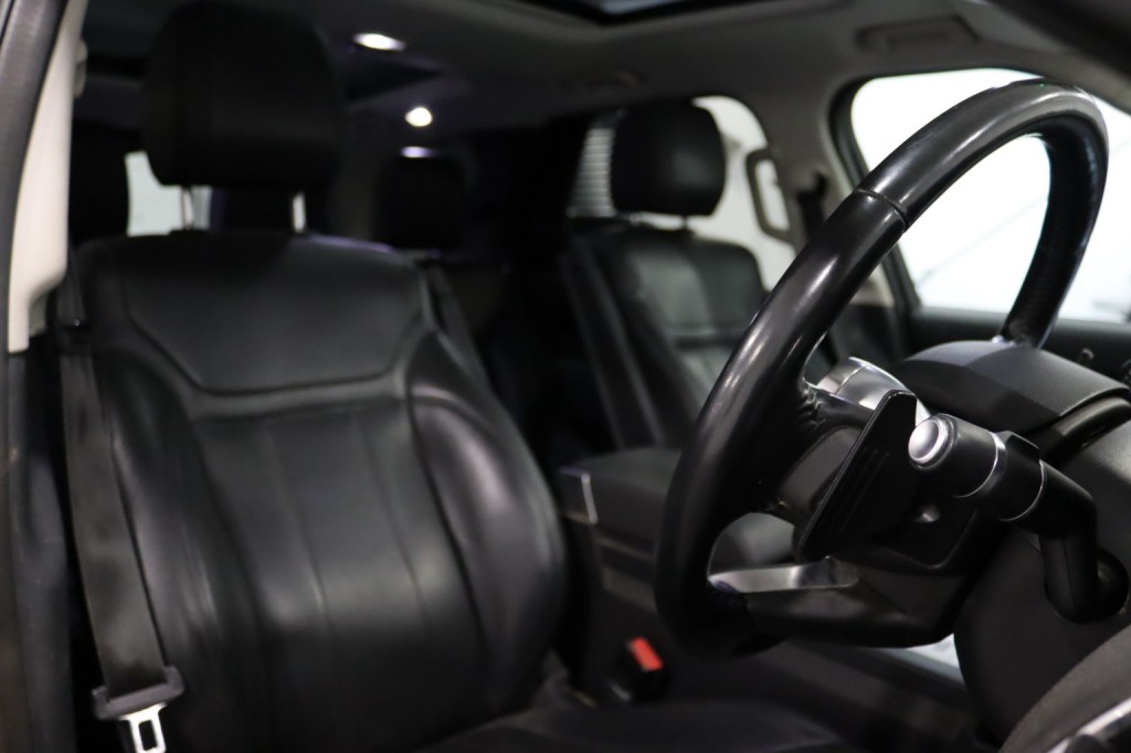 LAND ROVER DISCOVERY 3.0 TD V6 SE 2017