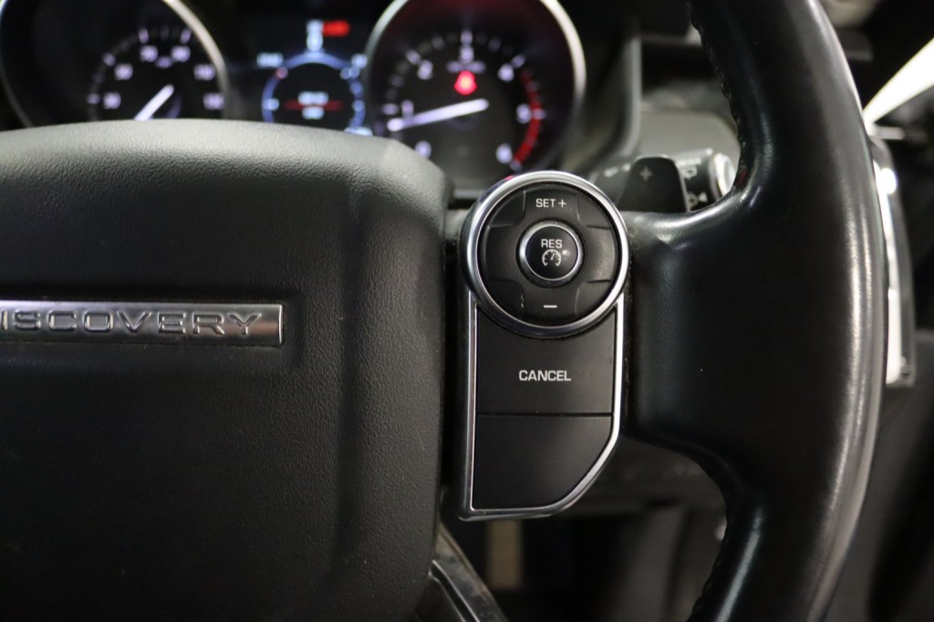 LAND ROVER DISCOVERY 3.0 TD V6 SE 2017