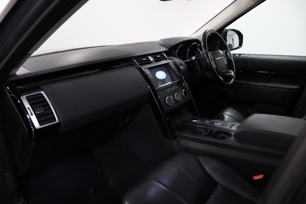 LAND ROVER DISCOVERY 3.0 TD V6 SE 2017