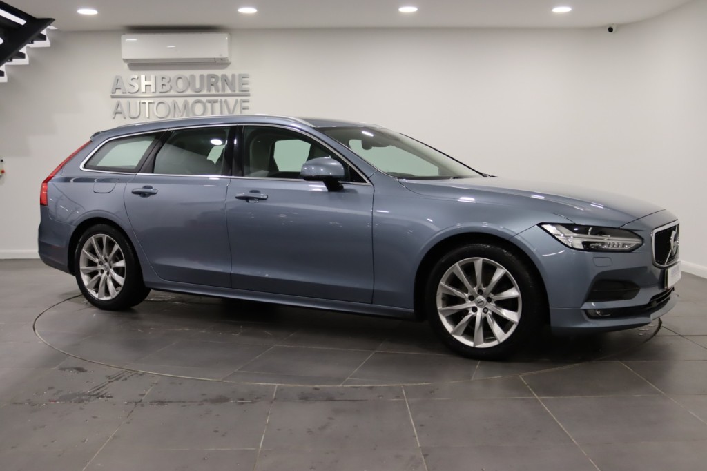 VOLVO V90 2.0 Momentum Plus D4 2019