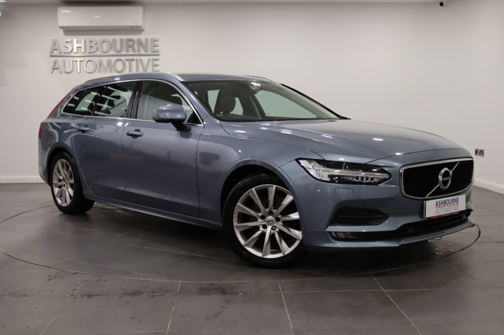 VOLVO V90 2.0 Momentum Plus D4 2019