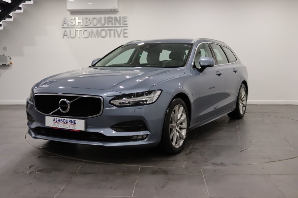 VOLVO V90 2.0 Momentum Plus D4 2019
