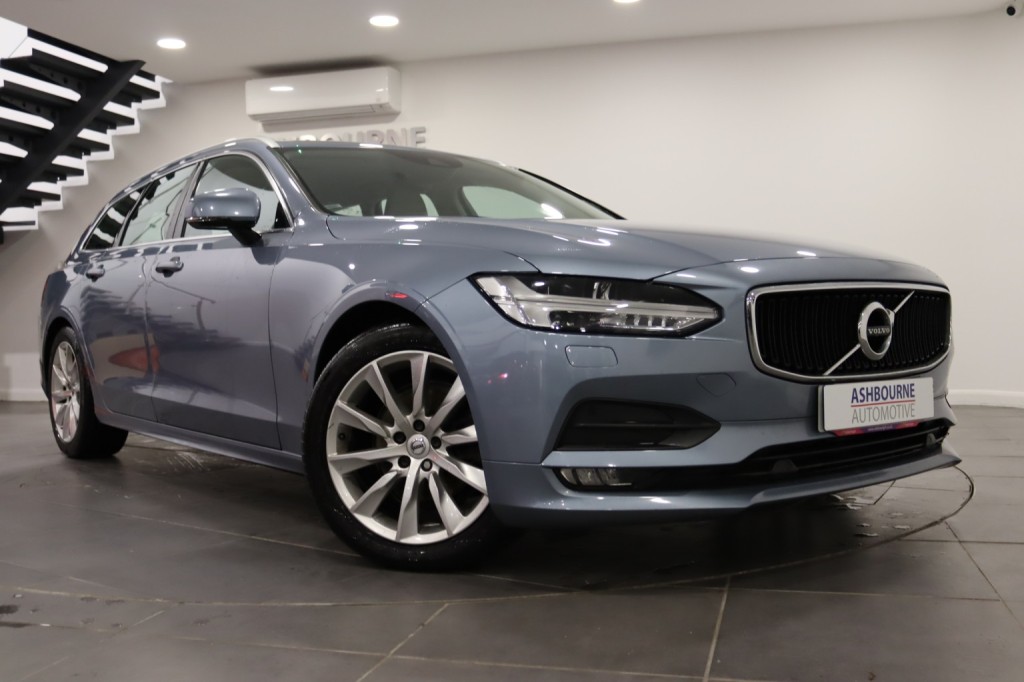 VOLVO V90 2.0 Momentum Plus D4 2019