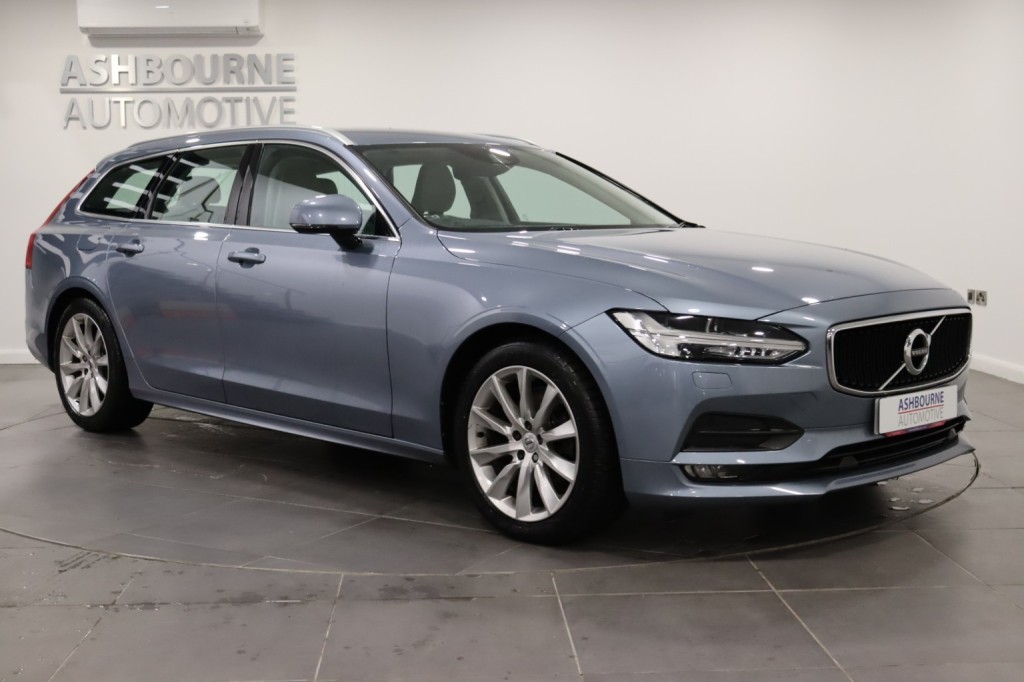 VOLVO V90 2.0 Momentum Plus D4 2019